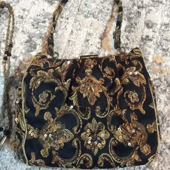 CHRISTIANA BEADED HANDBAG WITH GECKO CLASP! EUC! - Picture 4 of 6